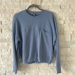 Vuori Blue Crew Neck Sweatshirt